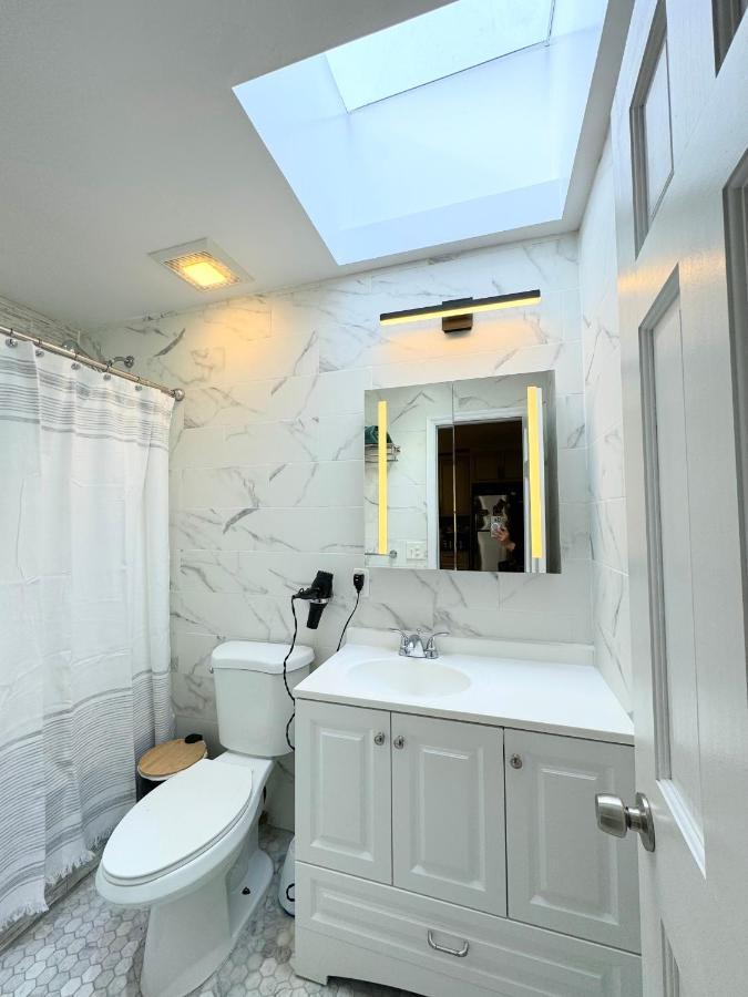 The Waltham Private Room & Bathroom John F Kennedy Jfk Lga Airport Manhattan Penn Station Bullet-Train 15 Min New York Luaran gambar